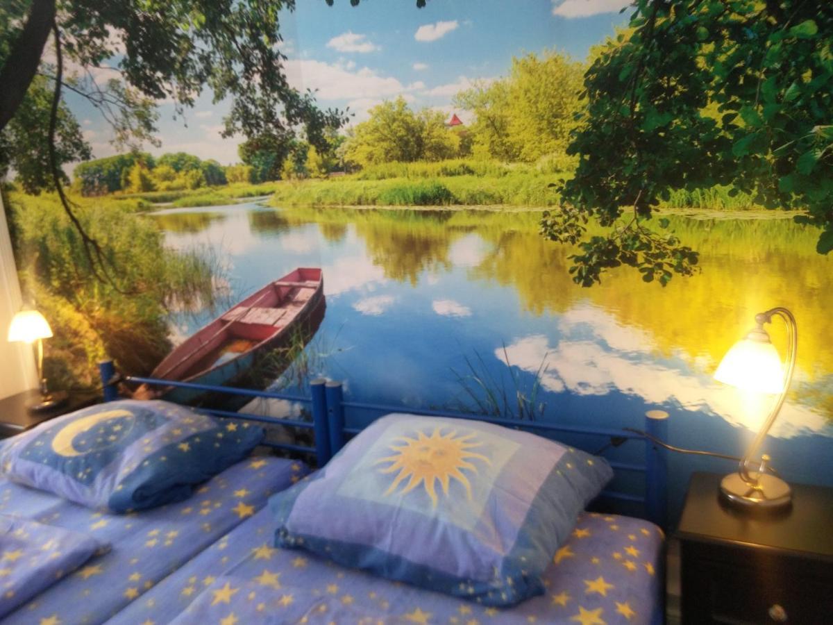 Ferienwohnung Zur Weissen Taube Dobbertin Exterior foto